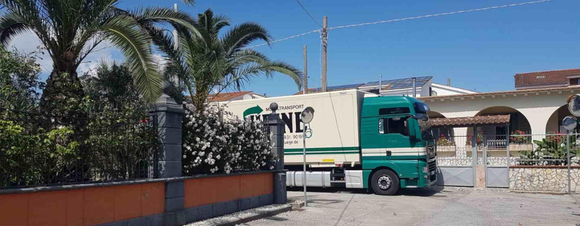 Firma Möbeltransport Heine in italien Neapel 